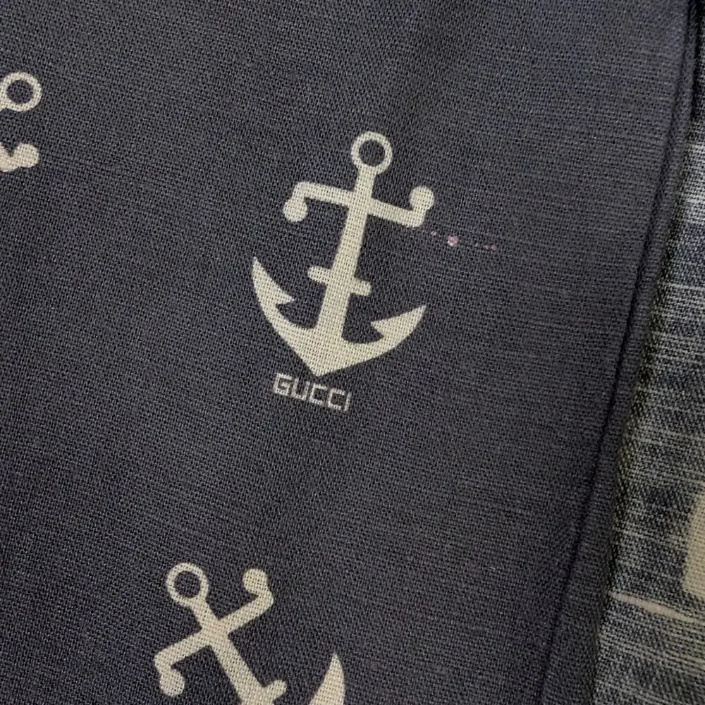 Gucci anchor print